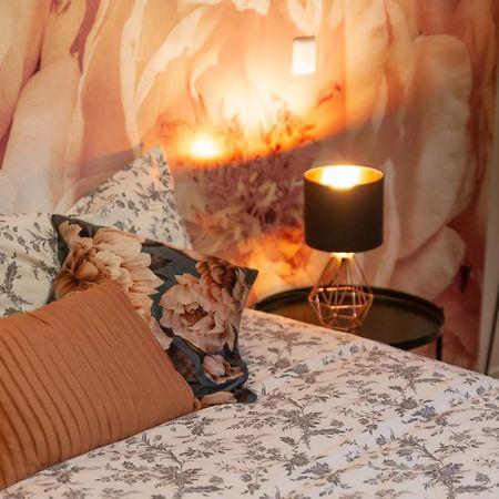 7 Heaven Parking Securise Gratuit Apartment Noisy-le-Sec Bagian luar foto